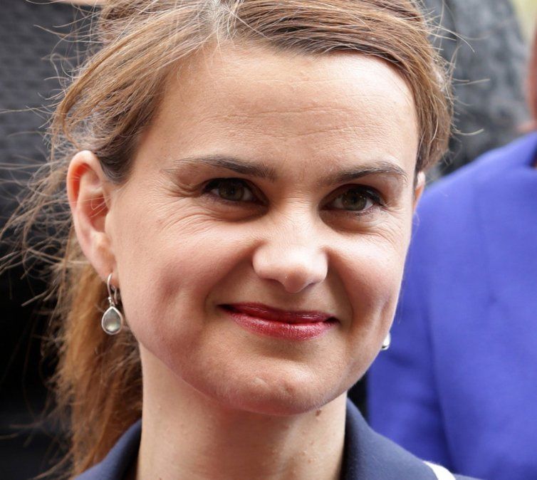 El asesinato de la diputada Jo Cox conmociona al Reino Unido