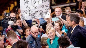 Según Hillary Clinton, el plan económico de Trump beneficia a los ricos