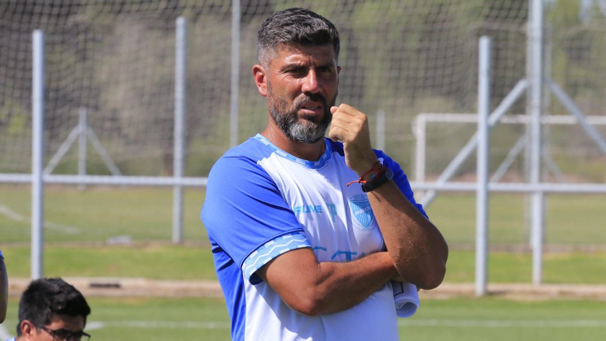 Ernesto Pedernera sigue al frente del plantel tombino.