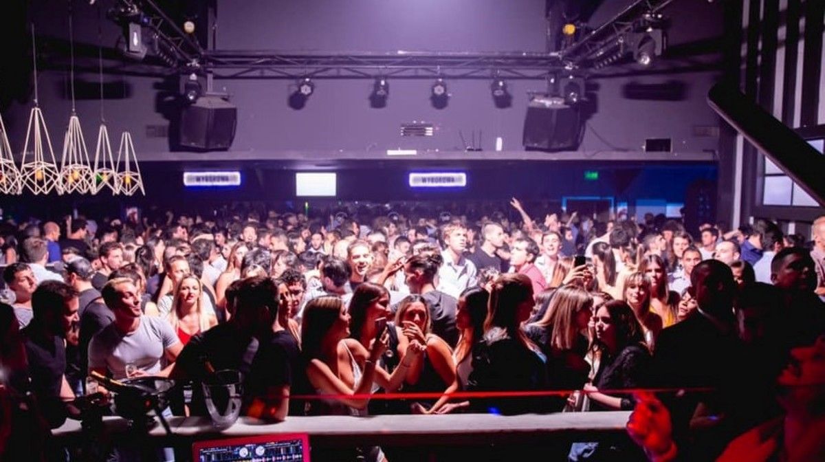 Salta. Un joven quedó en estado de coma luego de recibir una brutal golpiza. Salta. Un joven quedó en estado de coma luego de recibir una brutal golpiza. 