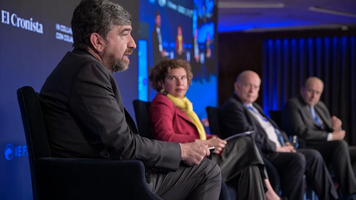 El panel del lunes en el Latam Forum.