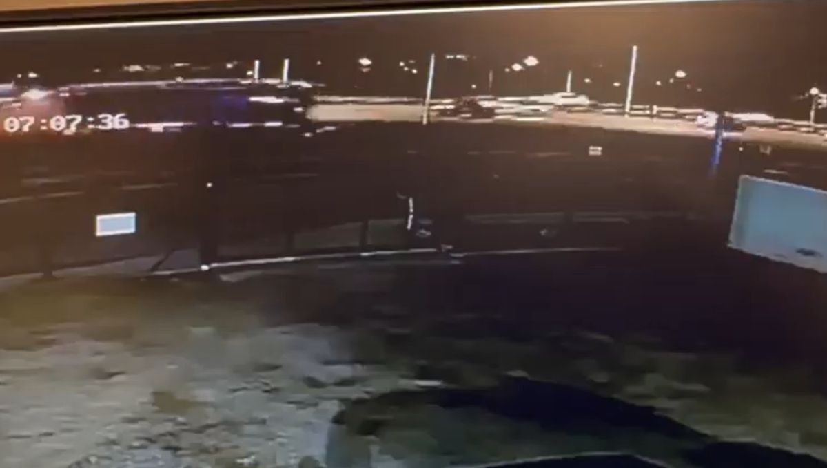 El accidente del micro en el Acceso Sur ocurrió cerca de las 7 de la mañana El accidente del micro en el Acceso Sur ocurrió cerca de las 7 de la mañana