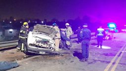 Tragedia: un muerto y una bebé que pelea por su vida tras un triple choque frontal