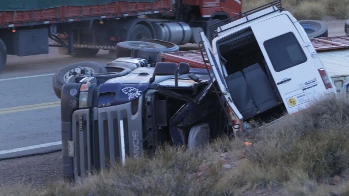 Tragedia de Polvaredas: juzgan a camionero por el choque donde murieron un chofer y cuatro turistas