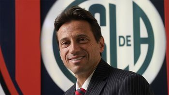 Escándalo en San Lorenzo por la cámara oculta con el presidente Marcelo Moretti recibiendo coimas