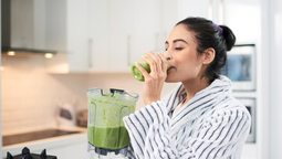 Puedes desintoxicar tu cuerpo fácilmente gracias a la preparación de un jugo natural