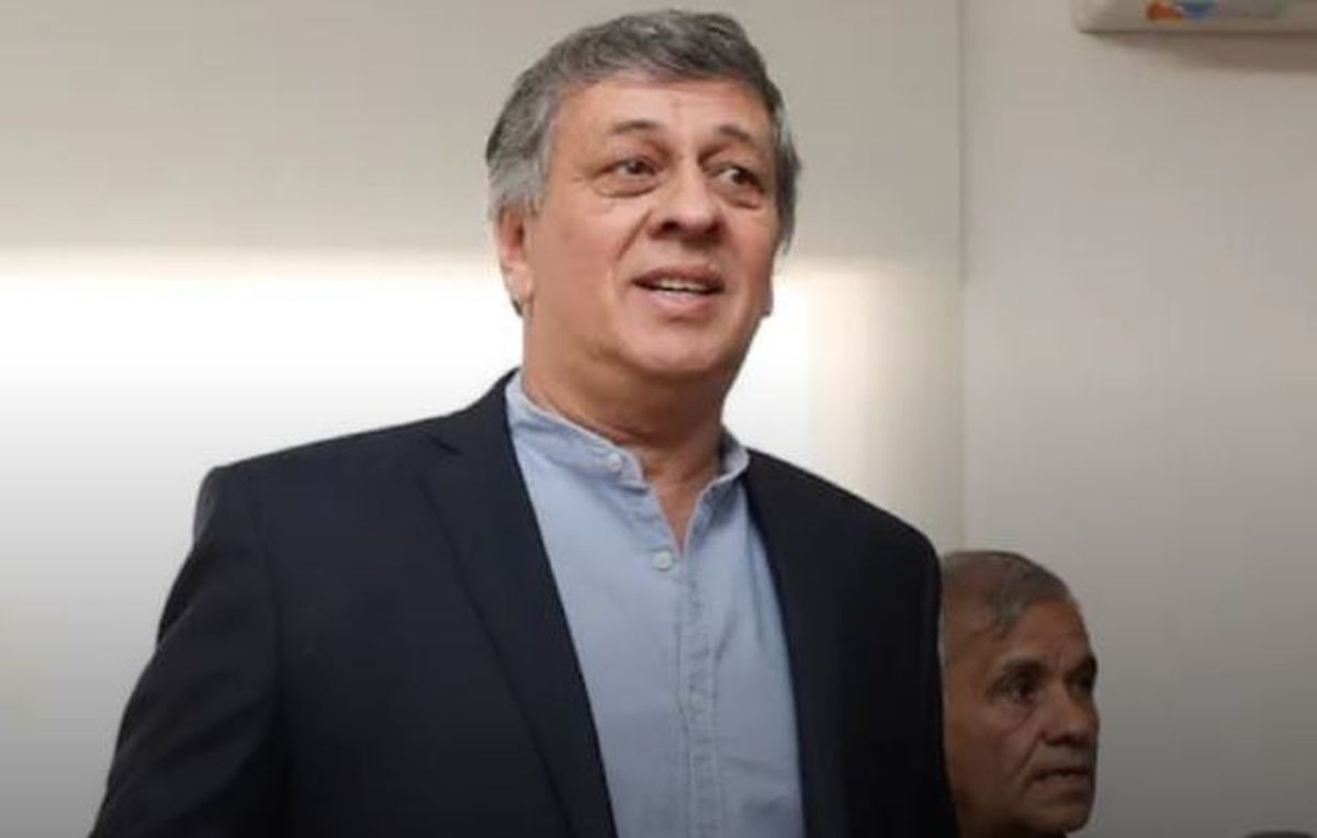  En Mendoza el ejemplo más chirriante de un político que derrapa tras su reelección lo encarnó el intendente radical Daniel Orozco  junto a su pareja y funcionaria Janina Ortiz.