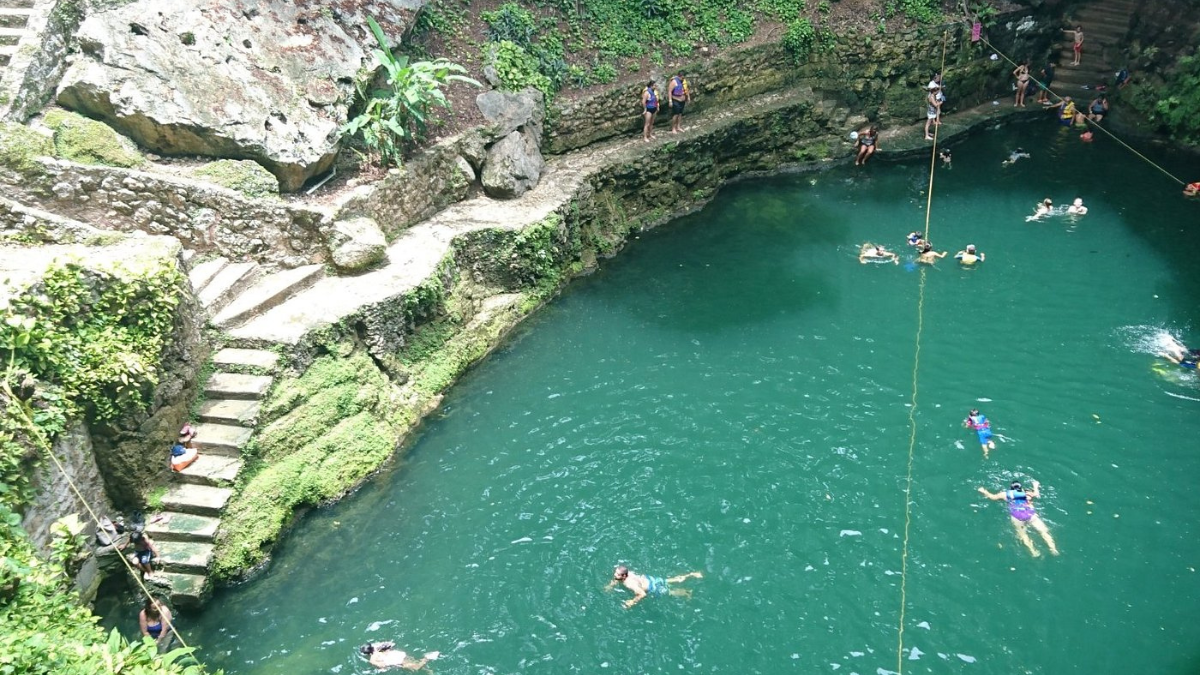 La encantadora ciudad Valladolid está ubicado en Castilla y León, al noreste de España. La encantadora ciudad Valladolid está ubicado en Castilla y León, al noreste de España.