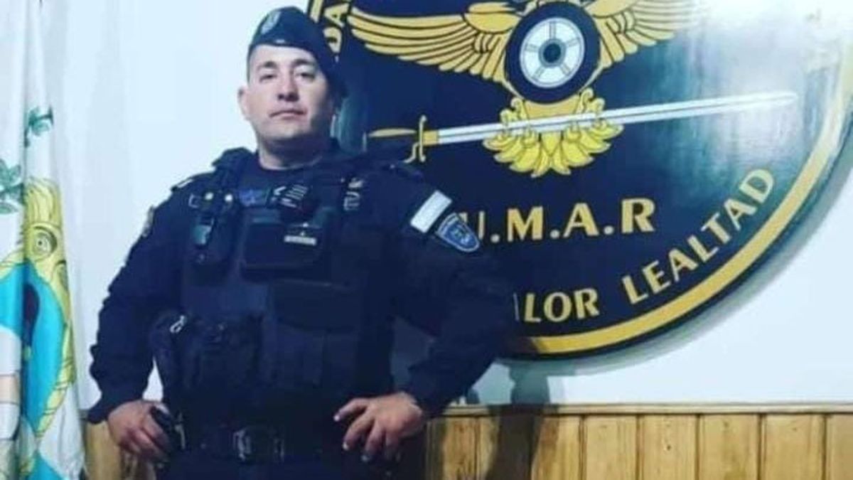 El Auxiliar 1º Leandro Torres trabajaba en la Unidad Motorizada. En calles Manuel A. Sáez y Felix Suárez, de Guaymallén, se accidentó en su móvil y murió horas después.