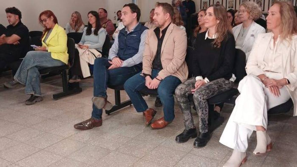 Rodolfo Montero participó de las jornadas sanitarias en el hospital Paroissien. Rodolfo Montero participó de las jornadas sanitarias en el hospital Paroissien.