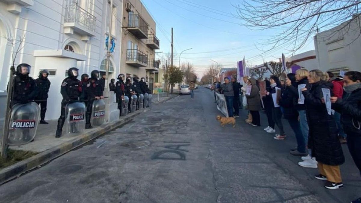 Determinaron que la muerte de Daiana Abregú en una comisaría de Laprida es compatible con un suicidio