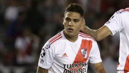 Quintero emocionó a los hinchas de River con su despedida