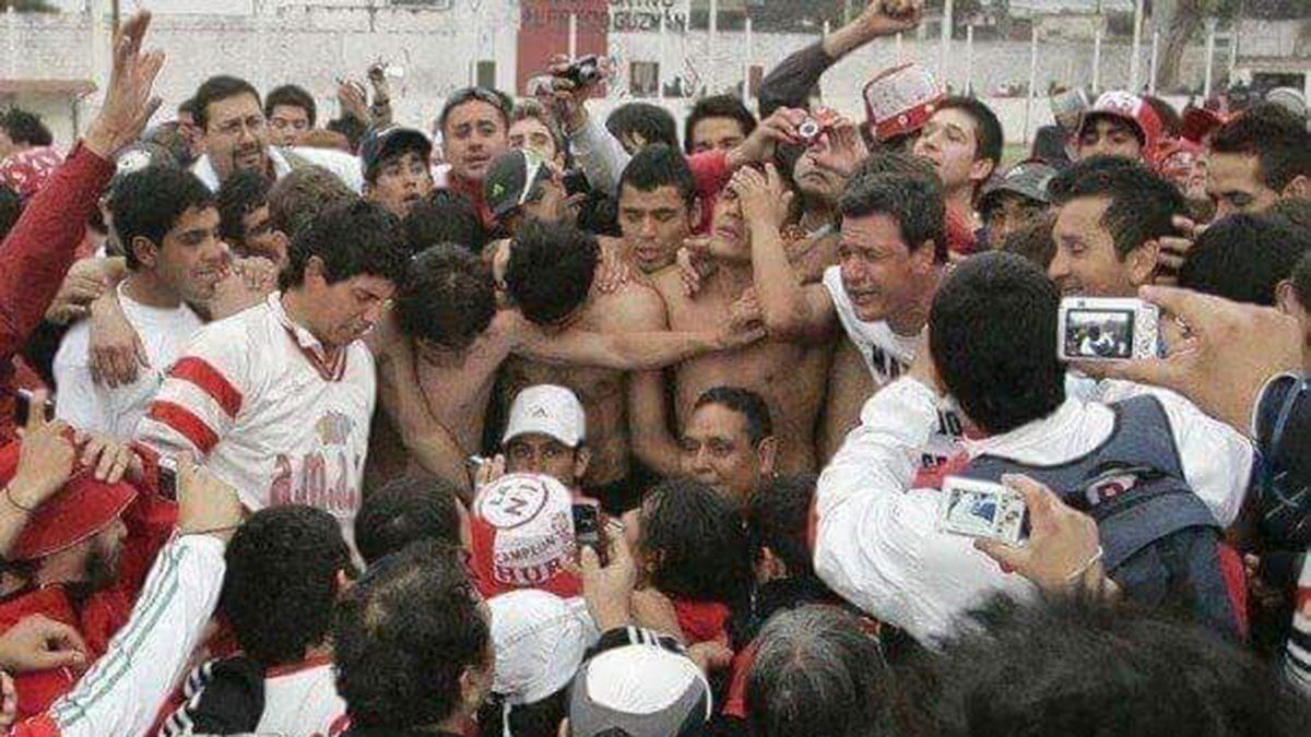 Huracán festeja los 10 años del ascenso que logró en Tucumán