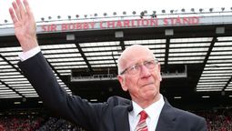 Luto en el fútbol mundial por la muerte de Bobby Charlton