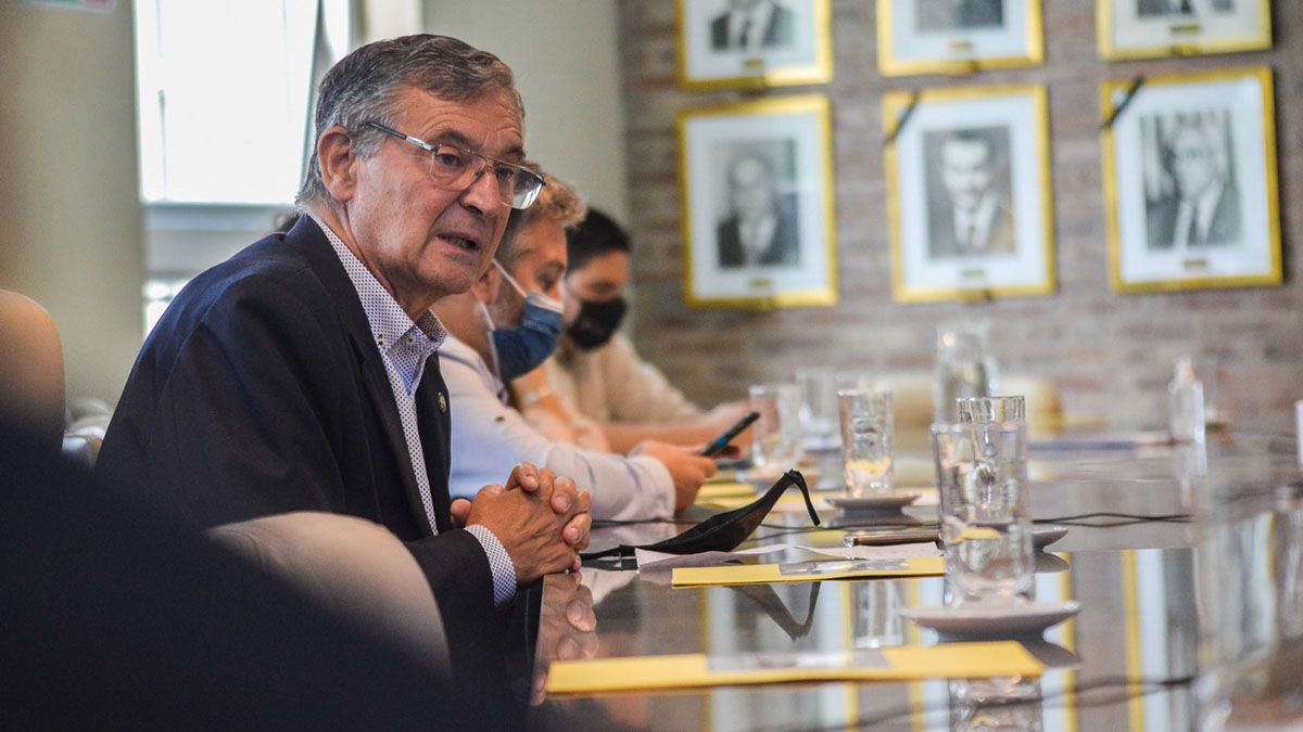 Daniel Pizzi, rector de la UNCuyo, defendió el proceso electoral de la Facultad de Ciencias Políticas y Sociales.