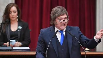 Milei promulgó la reforma laboral a una semana de la sanción en el Congreso Milei promulgó la reforma laboral a una semana de la sanción en el Congreso