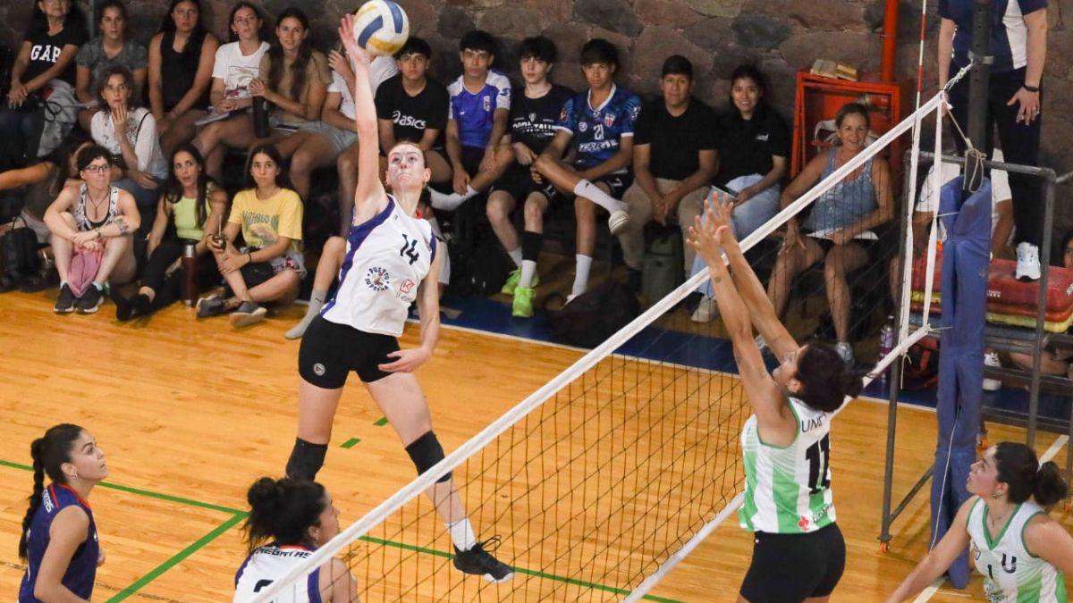 Rosario Agostinello fue la MVP de la segunda final del Torneo Clausura. Regatas ahora jugar&aacute; contra la UNCuyo la Final Anual del v&oacute;leibol mendocino.