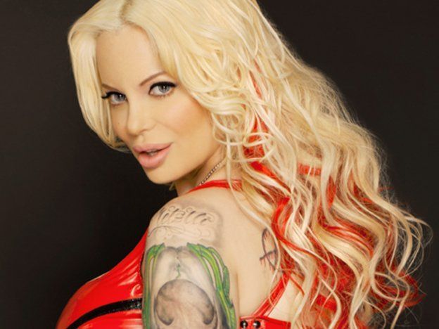 Video: el exorcismo de Sabrina Sabrok