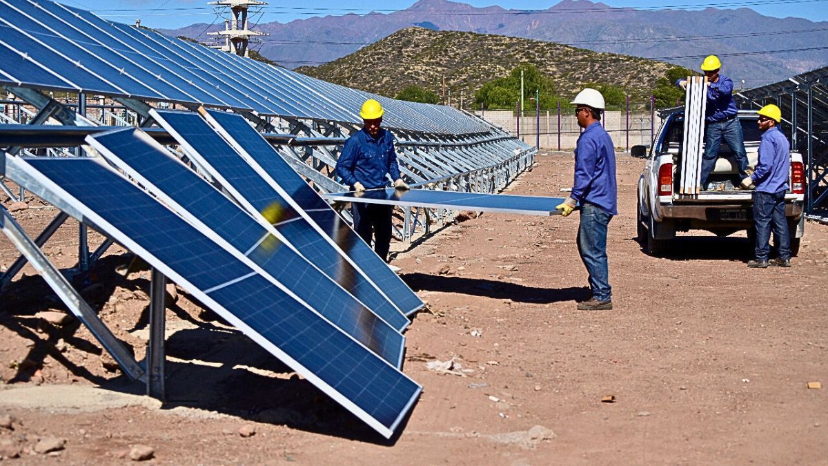 Godoy Cruz puso en marcha el parque solar y ahorrará $100 millones al año en energía
