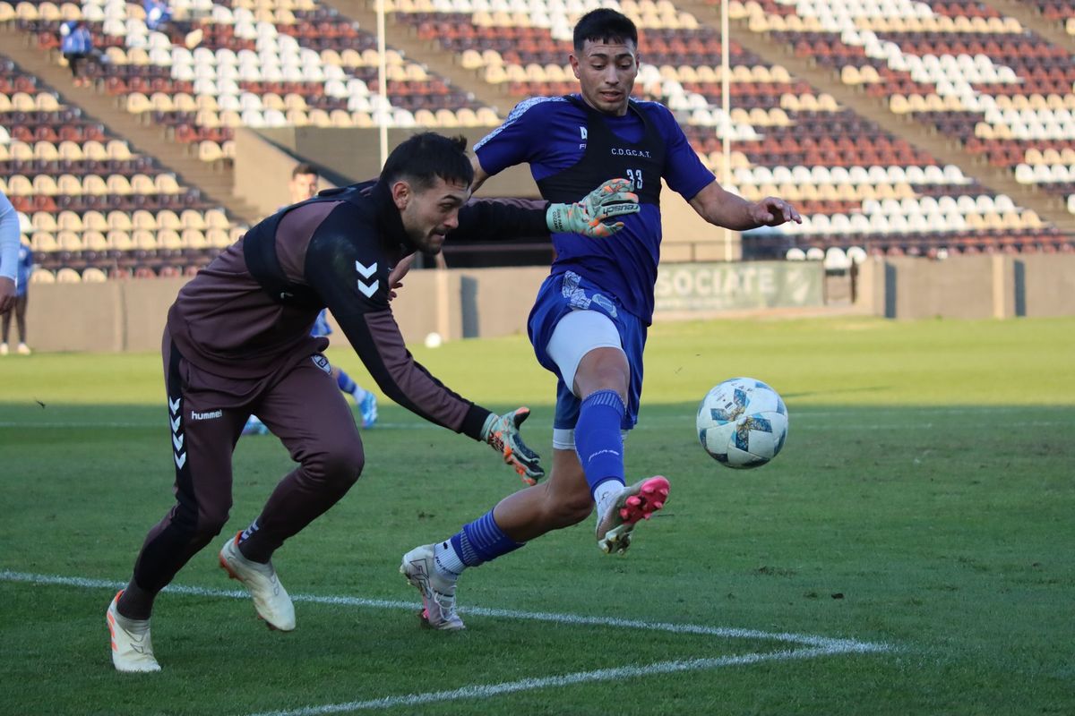 Godoy Cruz jugó hoy un amistoso de pretemporada frente a Platense.     Foto: Gentileza Prensa Godoy Cruz Antonio Tomba. 