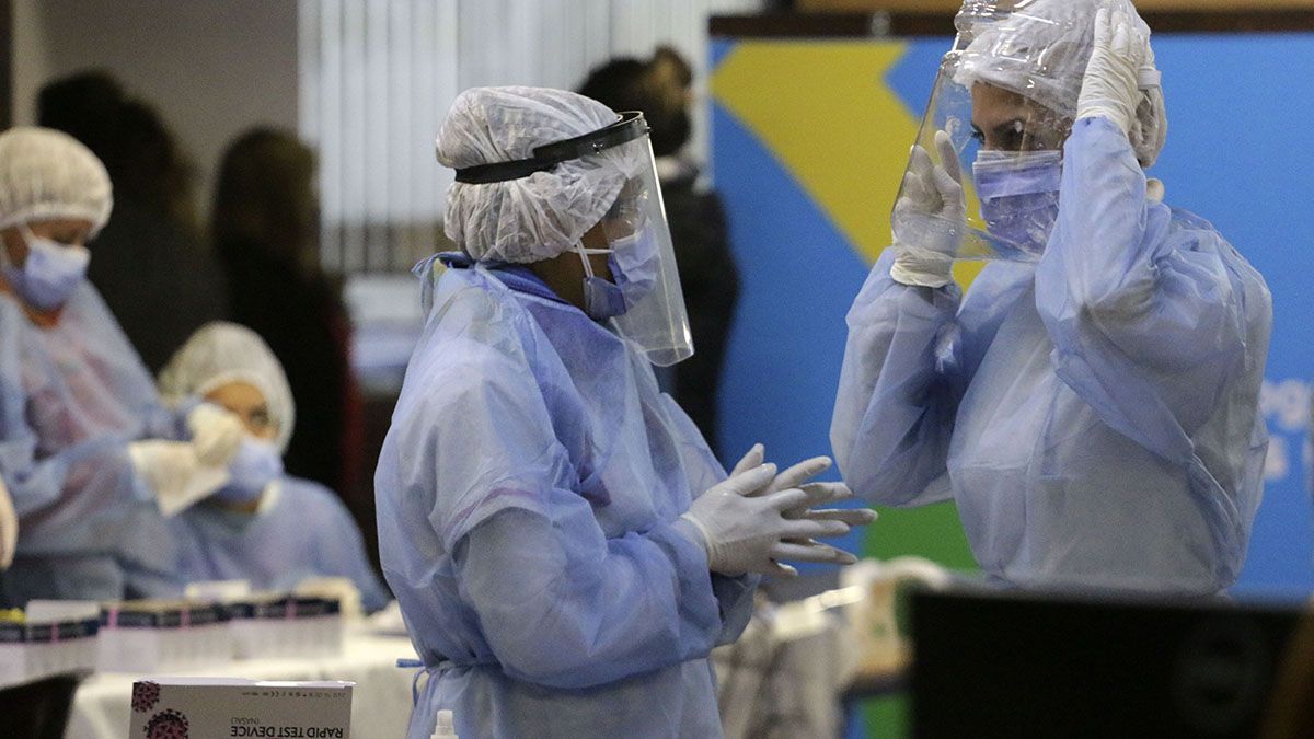 Covid en Argentina: más de 17 mil nuevos casos y 455 muertos