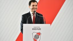 Stéfano DI Carlo, con la guardia alta antes del partido con Rosario Central.