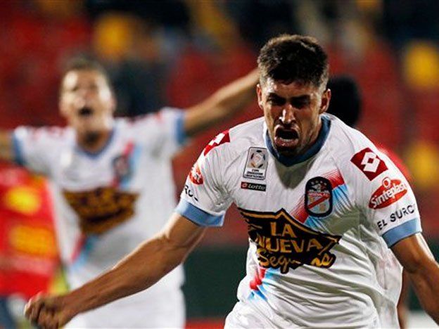 Arsenal ganó en Chile y se metió en cuartos de final de la Copa