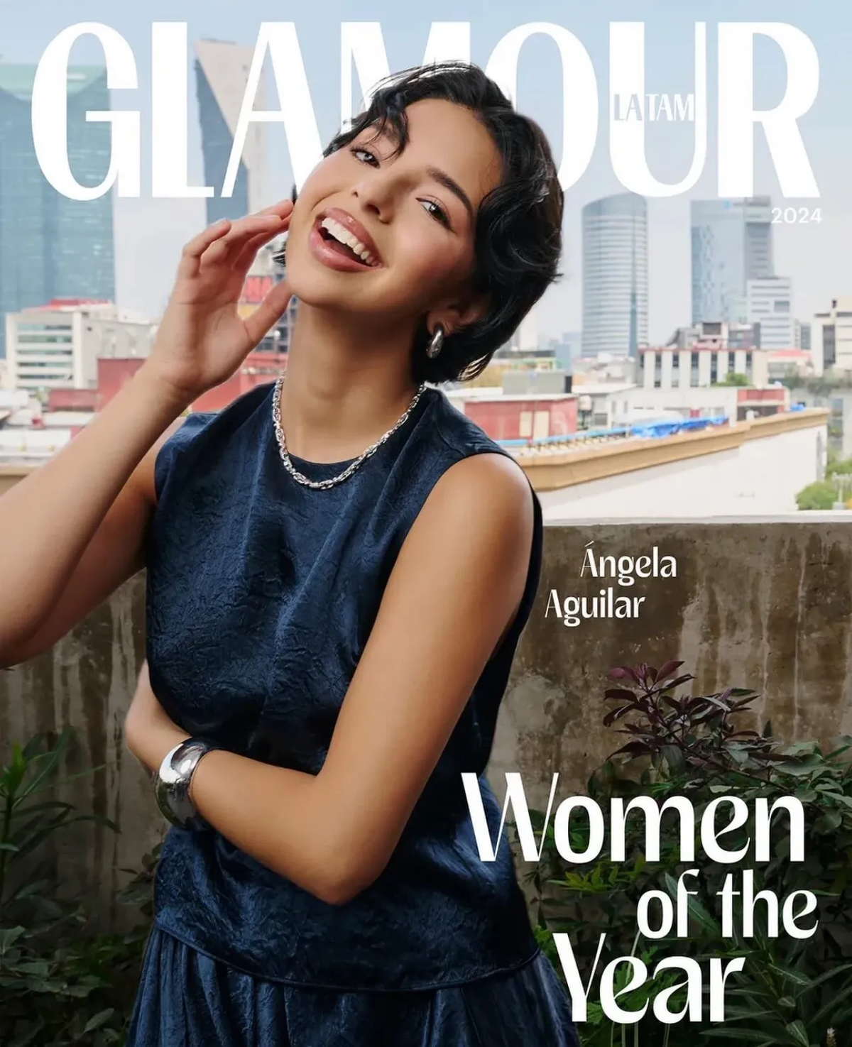 La premiación de dicha revista en la que Ángela Aguilar fue nombrada La premiación de dicha revista en la que Ángela Aguilar fue nombrada