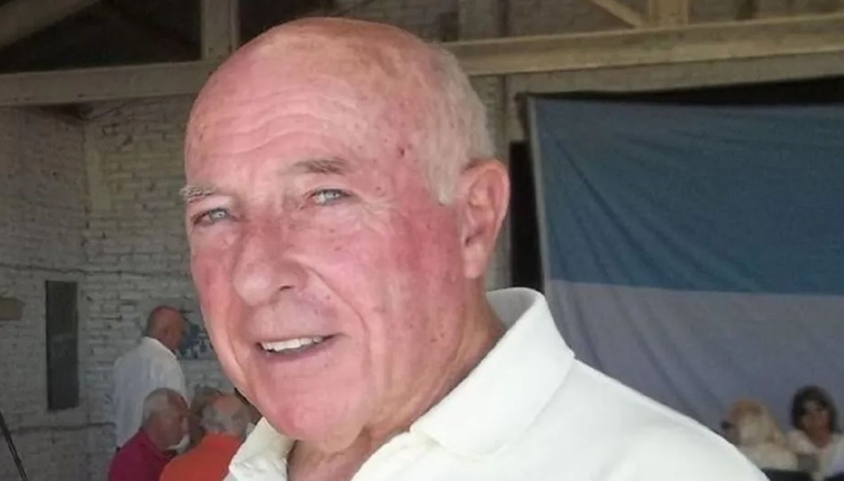 Oscar Fangio sali&oacute; a bancar a Franco Colapinto.