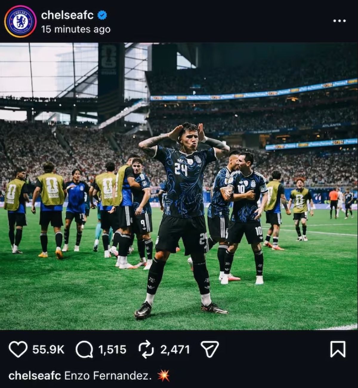 El Chelsea celebró a Enzo Fernández, pero no se lo tomaron bien en Inglaterra. El Chelsea celebró a Enzo Fernández, pero no se lo tomaron bien en Inglaterra.