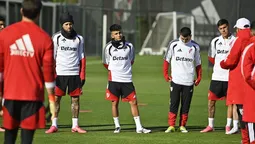 River y un cambio de planes en su agenda.