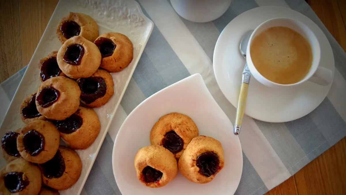 Galletas pepas caseras, la mejor receta para acompañar el mate o el café con leche. Galletas pepas caseras, la mejor receta para acompañar el mate o el café con leche.