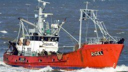 Cien personas y 35 buques  buscan al Rigel en alta mar