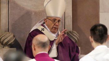 Francisco inició su cuarto retiro espiritual como papa