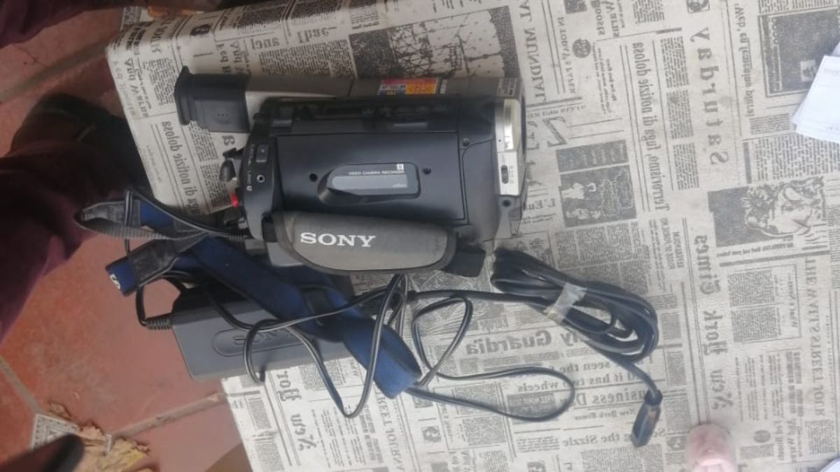 La filmadora que se encontró en la casa de Cacho Garay. La filmadora que se encontró en la casa de Cacho Garay.