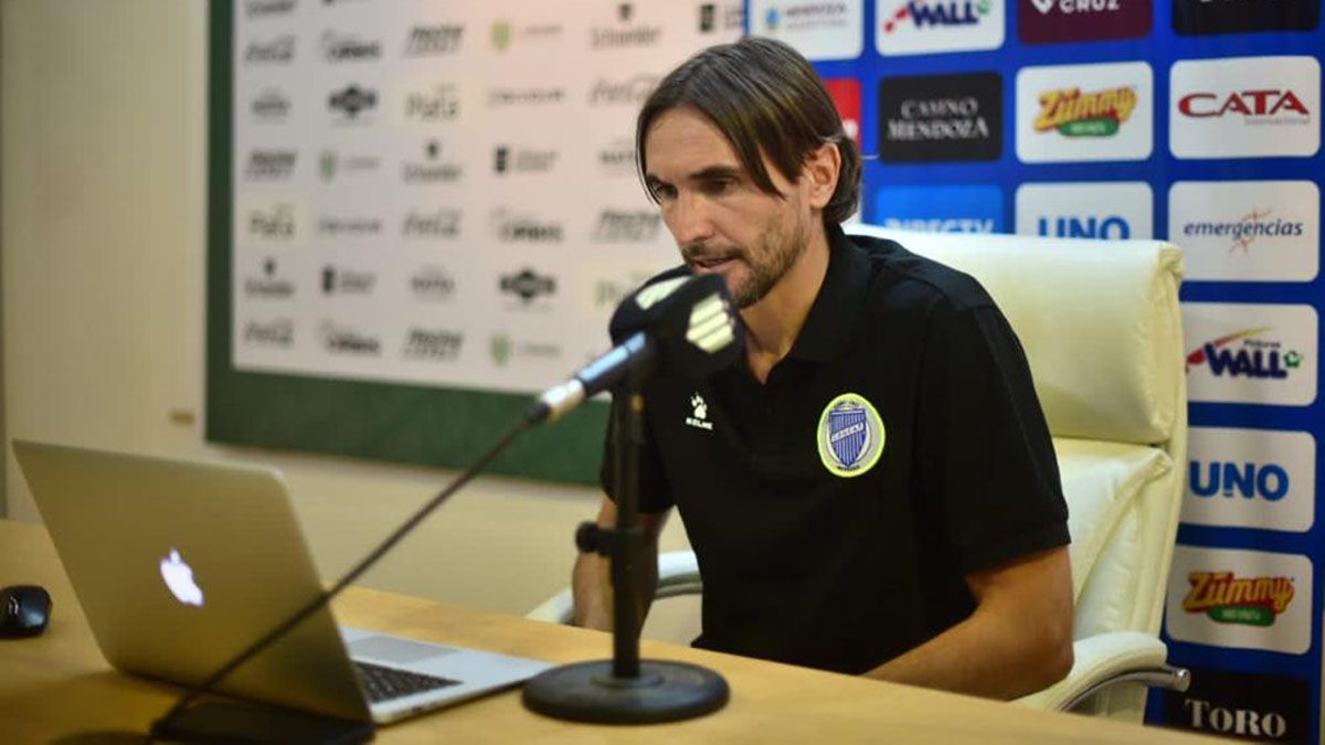 Diego Martínez se fue amargado por la derrota. Foto: Prensa Godoy Cruz.