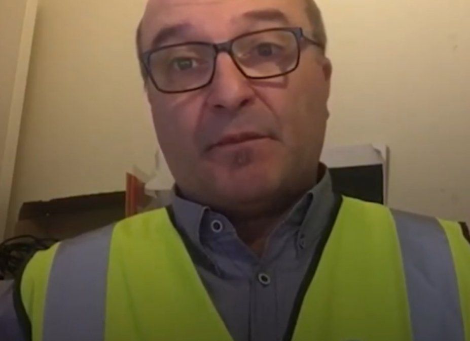 Boffo trabaja en la construcción de la fábrica de vacunas contra el coronavirus.