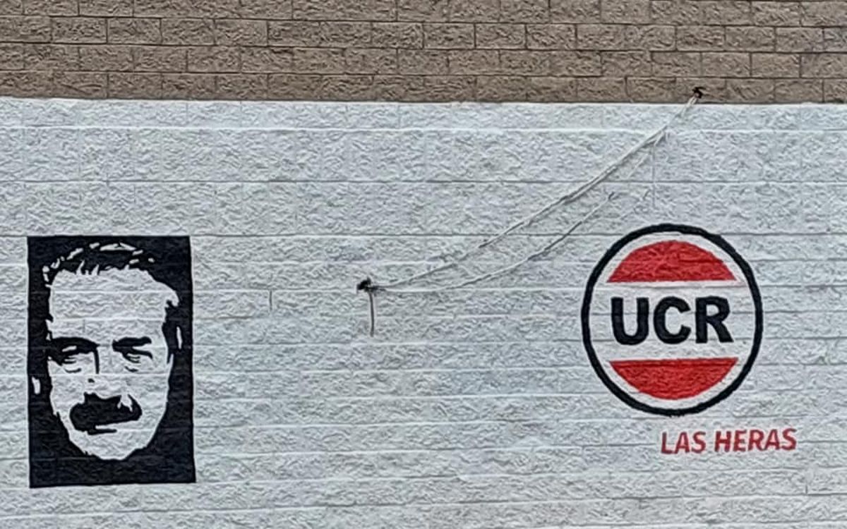 Un mural en homenaje a Raúl Alfonsín.