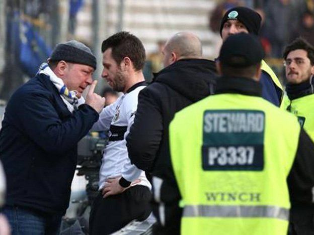 Un “barra brava” amenaza a un jugador italiano