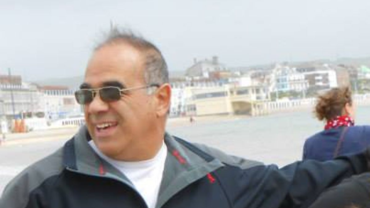 Elio Fernando Olmos.