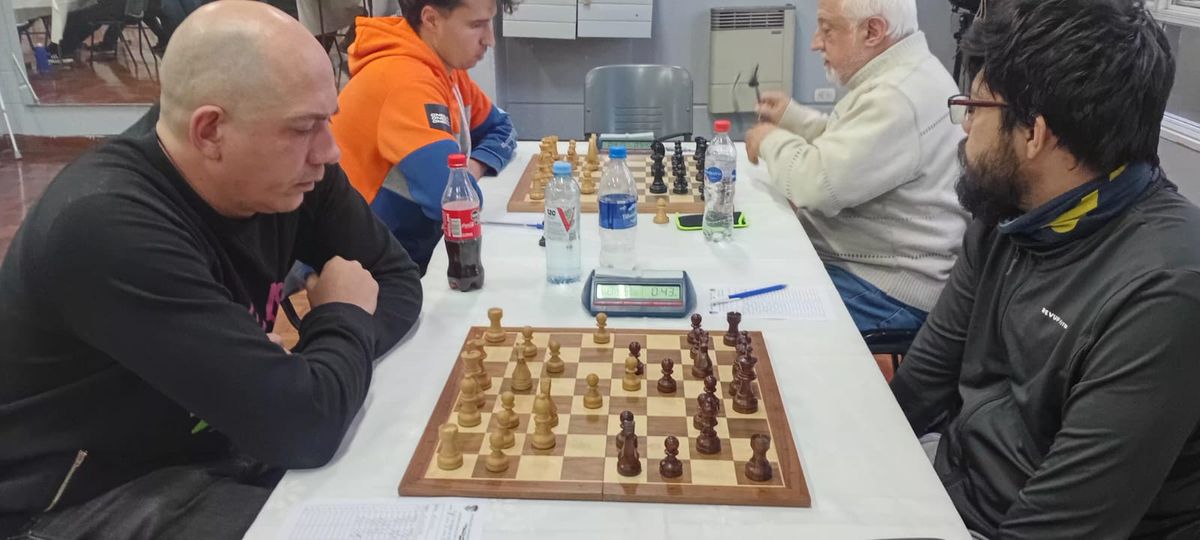 Partidas definitorias: Indalecio vs MF Jorge Fernández, y MF Cristian Luconi vs MI Ismael Giménez. Partidas definitorias: Indalecio vs MF Jorge Fernández, y MF Cristian Luconi vs MI Ismael Giménez.