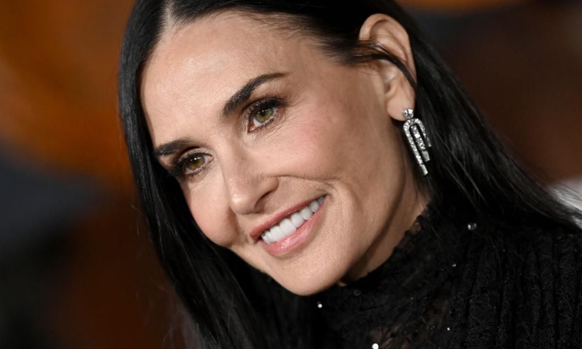 Netflix tiene la inolvidable película de amor con Demi Moore que fue la más vista del mundo