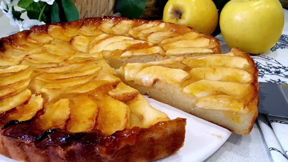 Recetas: tarta de manzanas express para una rica mediatarde. Recetas: tarta de manzanas express para una rica mediatarde.