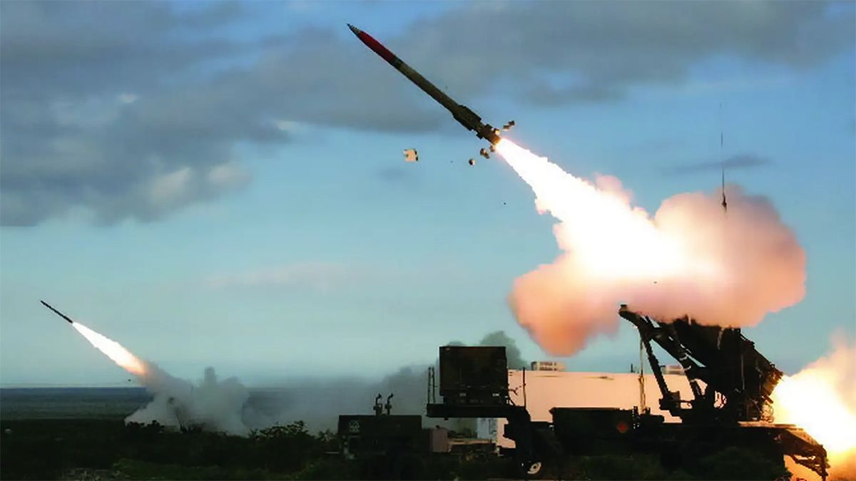 Guerra Rusia - Ucrania: los misiles hipersónicos superan los cinco Mach, es decir, cinco veces la velocidad del sonido, lo que equivale a más de 6.177 km/h.