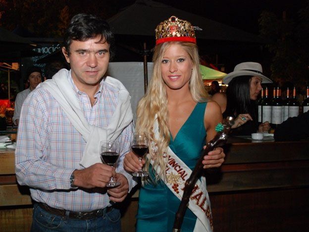 Buscan jóvenes para ser Reina del Malbec