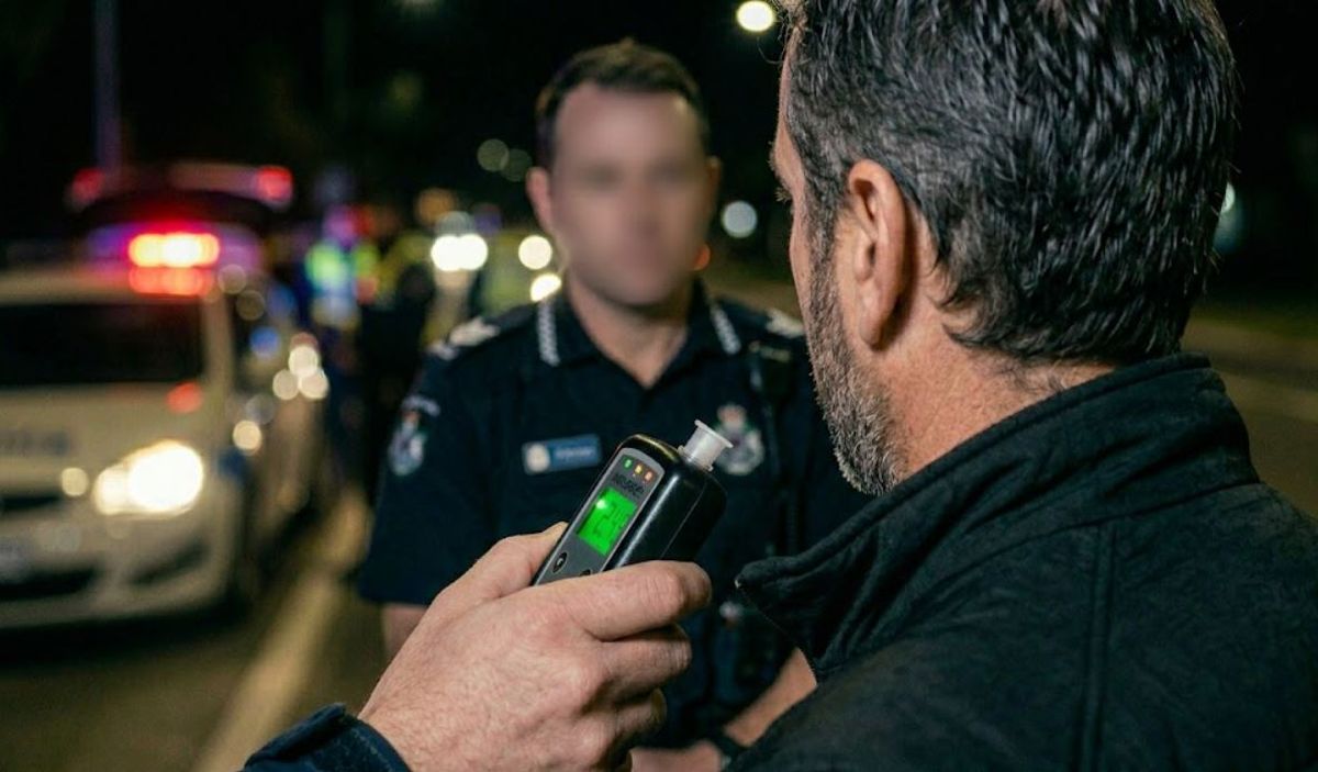 Hacía zigzag en el Acceso Sur y le sacaron la camioneta por estar completamente borracho: la millonaria multa