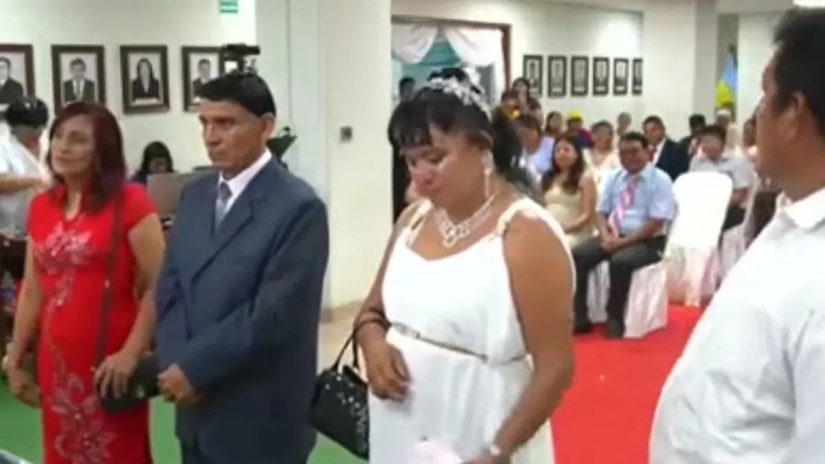 Elena Barrantes y Clever Huayán estaban por dar el sí en una boda comunitaria de San Valentín. Elena Barrantes y Clever Huayán estaban por dar el sí en una boda comunitaria de San Valentín. 
