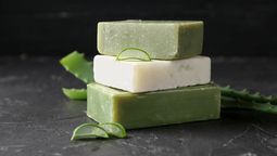 Paso a paso para hacer un jabón casero de aloe vera