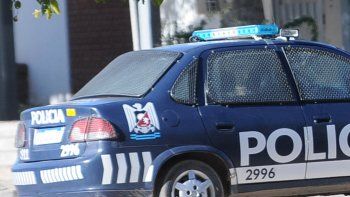 Dos jóvenes fueron detenidos tras robar una camioneta y una moto