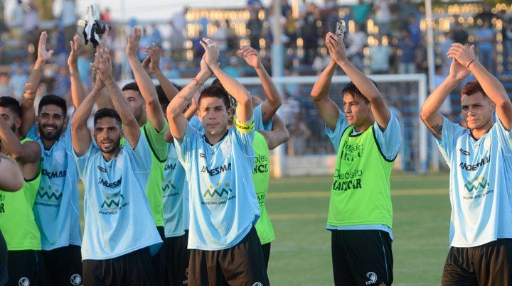 El Cele enfrenta a Unión en San Juan